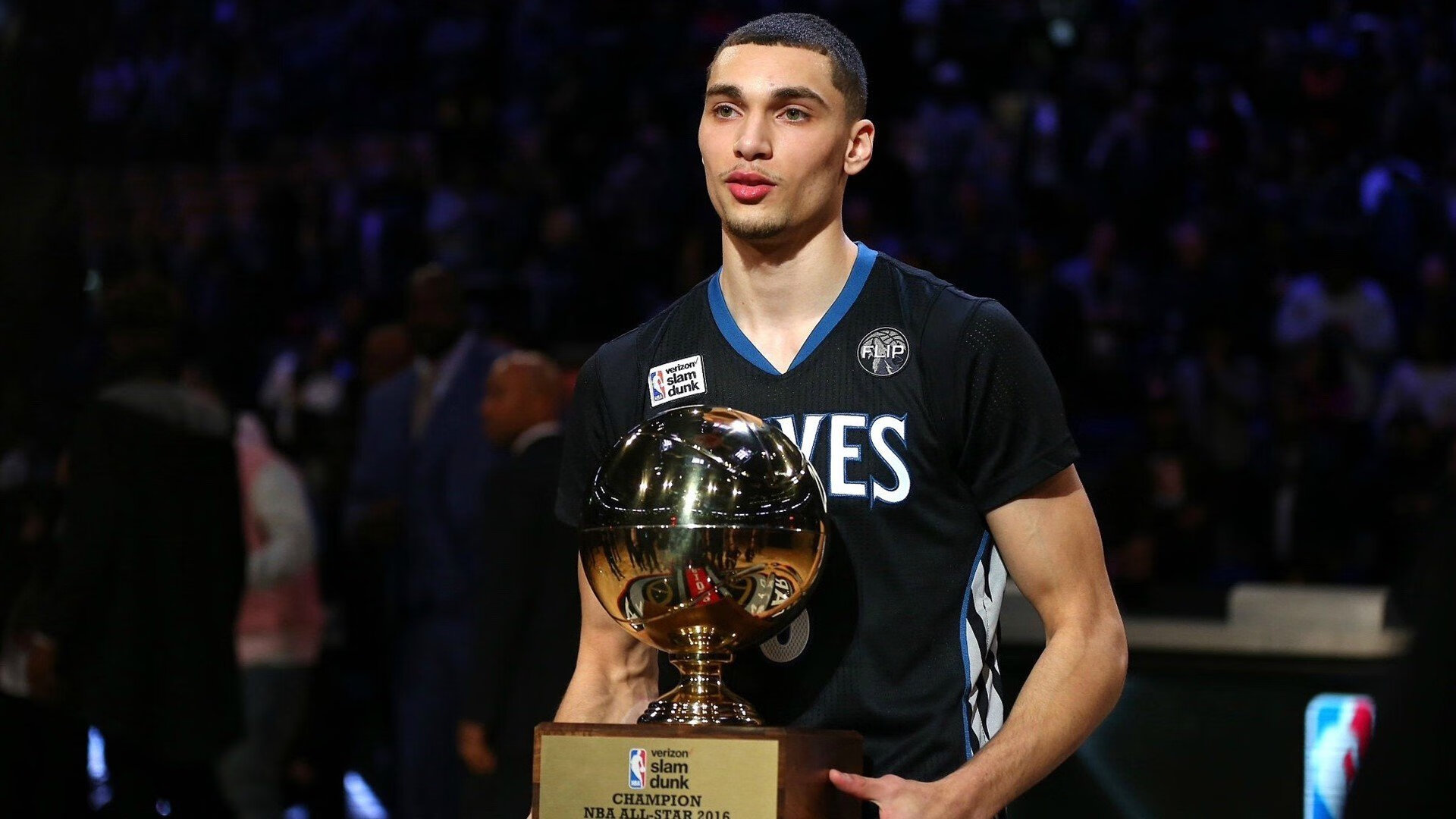 上海队强压火箭，约基奇刷新纪录，当东方智慧遇上西方天赋